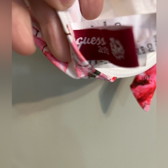 Guess Womens Floral Red Swim Suit Bra Top size 34D - Picture 8 of 9